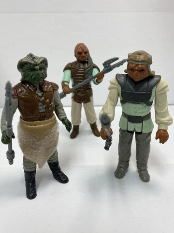 Vintage (Loose, 100% Comp.) 1983 Kenner Star Wars KLAATU, WEEQUAY, & NIKTO Lot Cover