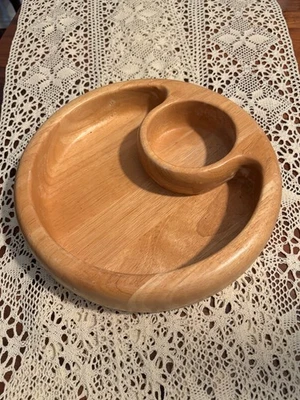 Crate & Barrel Beechwood Chip Dip Bowl Party Holiday Serving Dish Appetizer Tray - Image 1 of 4