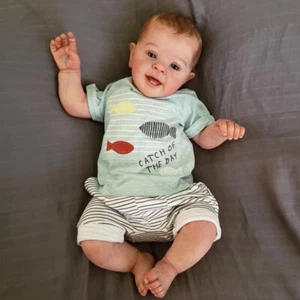 Reborn Baby Dolls Newborn Vinyl Silicone Cloth Body Boy Doll Smiling Toddler - Picture 1 of 3