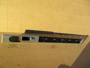  2004 VOLKSWAGEN TOUAREG 3.2 REAR RIGHT DOOR PANEL MOLDING TRIM 7L6867460 - Picture 1 of 7