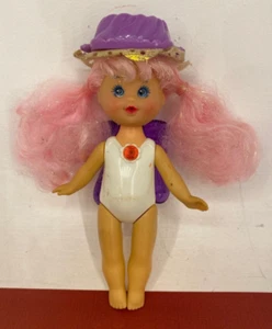 Vintage Hasbro 1992 ❤ SECRET BEAUTIES ❤ Lip Gloss : Cherry Cherry Kiss 15cm Doll - Picture 1 of 5