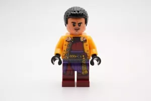 LEGO® Marvel Minifigure - Wong - Bright Light Orange Parka 76185 - Picture 1 of 4