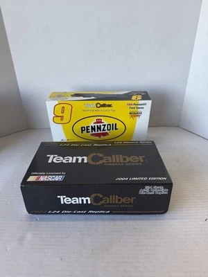 RARE* Mark Martin #6 Pennzoil 2004 Owners Series 1/24 Nascar Diecast - Image 1 of 4