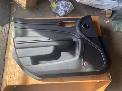 15-17 CHRYSLER 300 FRONT LEFT DRIVER SIDE DOOR PANEL OEM 5PG511X9AF MOPAR - Image 1 of 4