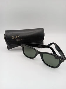 Bausch Lomb Ray Ban Wayfarer Black Acetate Sunglasses 5022 Gray Lenses Case USA - Picture 1 of 11