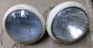 1940's 1950's ERA VINTAGE DIVCO MILK TRUCK HEADLIGHT ASSEMBLIES PAIR ORIGINAL - Picture 1 of 5