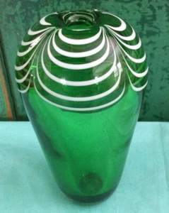 Vintage gezogene Feder grüne Kunst Glas handgeblasene Vase 5"" - Bild 1 von 4