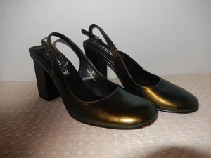MODA Pumps 8 1/2 Med, Gold - Picture 1 of 4