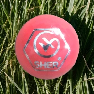 1 X Cricket Pink Leather Ball Adult Size 5.5 Oz Good Quality T20, 40 Ovr Match - Picture 1 of 6