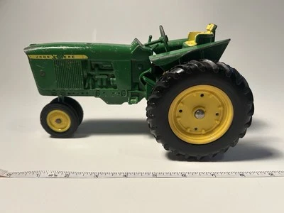 Juguete agrícola John Deere 1/16 Ertl Foto 1 de 4