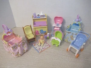 Fisher-Price Loving Family Premium Dekor Puppenhaus Möbel Kinderzimmer Set - Bild 1 von 9