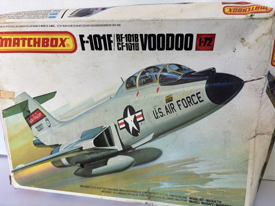 Matchbox #PK-411 F-101F/RF-101B CF-101B Voodoo 1:72 Scale Open Box  Unbuilt 1980 - Image 1 of 4