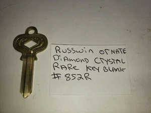 1 DIAMOND CRYSTAL RARE VINTAGE 852R RUSSWIN KEY BLANK USA  ORNATE VERY RARE - Picture 1 of 3