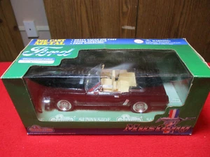 Sunnyside 1965 Ford Mustang Convertible 289 Black Die Cast 1/24 Scale NIB - Picture 1 of 6