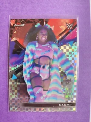 2021 Topps Finest WWE Naomi X-Fractor #25 - Image 1 of 2