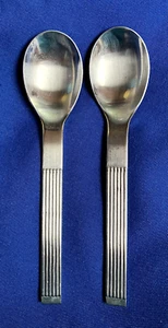2 cucharas sopera Dansk Thebe cubiertos acanalados de acero inoxidable satinado muy limpios - Imagen 1 de 4