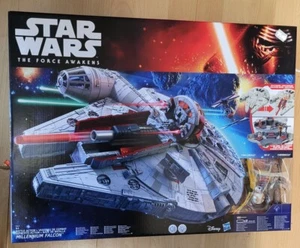 DISNEY HASBRO STAR WARS The Force Awakens Millenium Falcon incl. Figuren NEU OVP - Bild 1 von 2