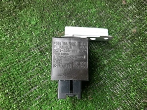 Relè lampeggiante Mazda Rx8 2003-2008 - Foto 1 di 2