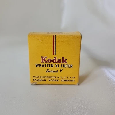 Vintage Kodak Wratten XI Filter Green With Case  Camera Equipment Lens - Image 1 of 4