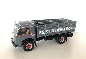 DE AGOSTINI 1:43 Camion d'epoca Trucks Fiat 666n FERROVIE DELLO STATO FS - Foto 1 di 3