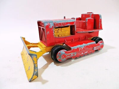 MATCHBOX KING SIZE K17 'CASE TRACTOR DOZER BULLDOZER'. NEEDS TRACKS. VINTAGE - Image 1 of 4