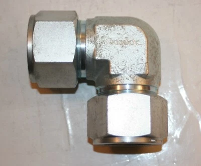  1-1/2" Tube OD Carbon Steel Elbow Union Fitting Swagelok  S-2400-9 - Image 1 of 4
