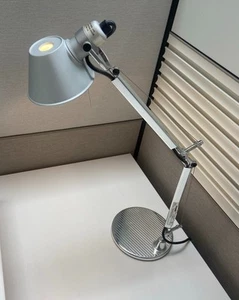 Artemide TOLOMEO MICRO Siliver Michele de Lucchi Table lamp Yamagiwa - Picture 1 of 6
