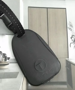 T-Tech Tumi Black Hard Shell Luggage Tag With Buckle - Picture 1 of 3