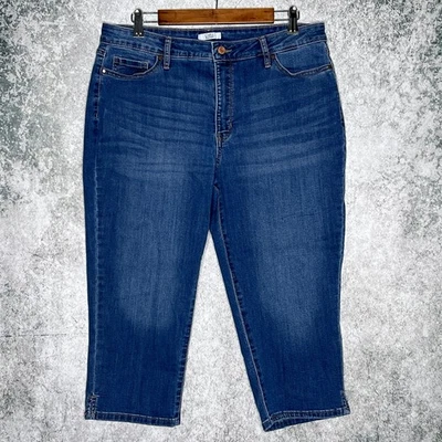 Croft & Barrow womens slimming capri jeans size 16 stretch blue medium wash - Image 1 of 4