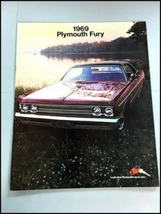 1969 Plymouth Fury 32-page Original Car Brochure Catalog - Convertible VIP Sport - Picture 1 of 12