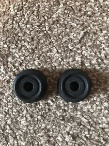 TOYOTA YARIS MK1 T SPORT 2002-05 FRONT STABILIZER GENUINE CUSHION -48817-52010 - Picture 1 of 2