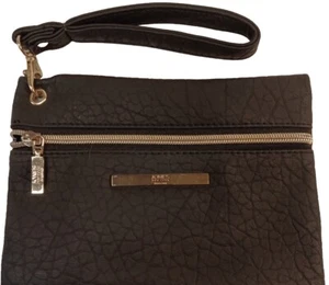 JONES NEW YORK SIGNATURE CHARGING POUCH WRISTLET  - Picture 1 of 8