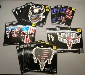 Lote de 22 calcomanías patrióticas. BANDERAS DE ESTADOS UNIDOS, CALAVERAS FUERZAS ARMADAS - Imagen 1 de 9