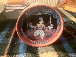 Vintage round Dancing Clown Music Box working order - Picture 1 of 5