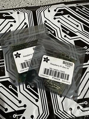 Raspberry Pi Zero W (x2) Foto 1 de 3
