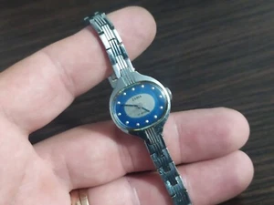 Vintage-Stil Mechanische Damenuhr ZARYA ZARYA Sowjetischer UdSSR - Picture 1 of 19