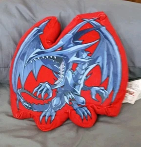 Yugioh Plüsch Surreal Entertainment Sueisha blau rot Drachenform Kissen  - Bild 1 von 6