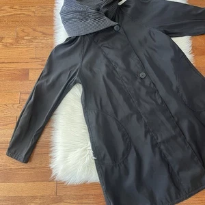 MYCRA PAC SHORT DONATELLA RAINCOAT Size OP Reversible Black Gray - Picture 1 of 10