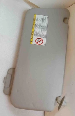 SCION XB LH 2005 visera de vinilo gris con espejo usada OEM Foto 1 de 4