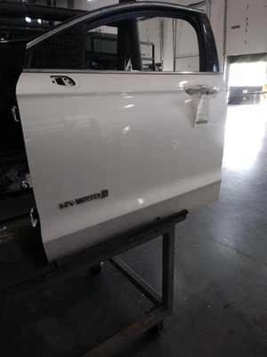 2015 Ford Fusion Left Door White Used OEM Small Ding 127K Miles — 第 1/4 张图片