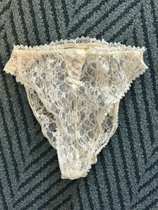 VICTORIAS SECRET Panty White Sheer Floral Lace Gold Crown Label 80s Vtg L Bridal - Picture 1 of 7