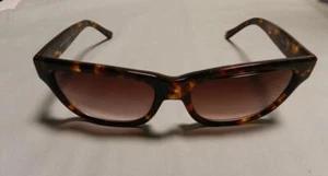 GAFAS DE SOL BCBGMAXAZARIA HECHAS A MANO B135 DE COLECCIÓN MARCO TORTUGA - Imagen 1 de 7