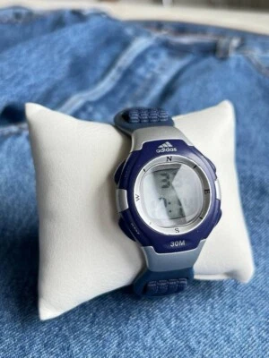 Reloj Digital Adidas Vintage Años 90 Electrónico Exterior Oakley Nike Triax Estilo Y2K Foto 1 de 4