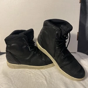 Harley-Davidson Herren Holtman 6 In Schwarz Wasserdicht Motorradstiefel D96187 Gr. 8,5 - Bild 1 von 17