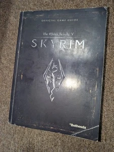 The Elder Scrolls V: Skyrim Prima Official Game Guide Book With Poster Map EUC* - Picture 1 of 3