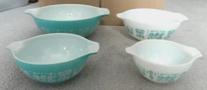 Set 4 ciotole nido Pyrex Amish Butterprint Cenerentola - turchese e bianco - Foto 1 di 17