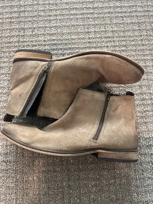 Botas Chelsea de gamuza tostada talla 10 de ASOS  Foto 1 de 4