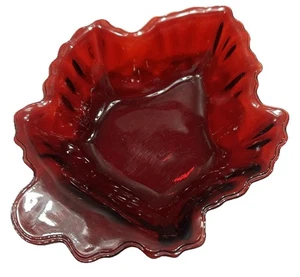  Vintage Anchor Hocking Royal Ruby Red Maple Leaf Candy Nut Dessert Dish Bowl 6" - Picture 1 of 5