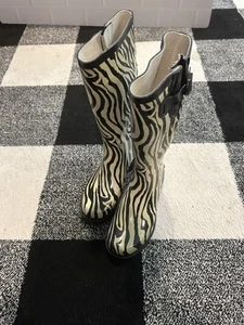 Corkys Zebra Print Women’s Cowgirl Ankle Rain Boots Size 6 - Picture 1 of 8