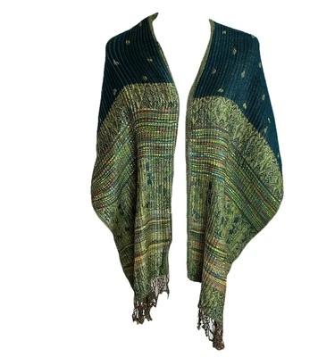 Colección Dieciocho Plisado PAISLEY Bufanda Envoltura Tonos De Flecos Verdes NUEVO CON ETIQUETAS TALLA L Foto 1 de 4